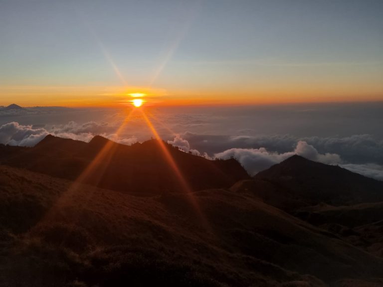 Rinjani Trekking View11